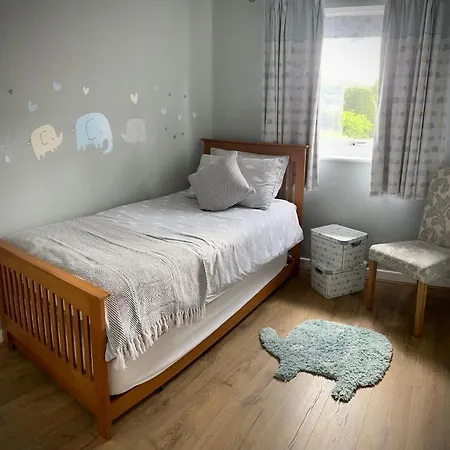 3-bedroom Bungalow, With Parking Dom wakacyjny