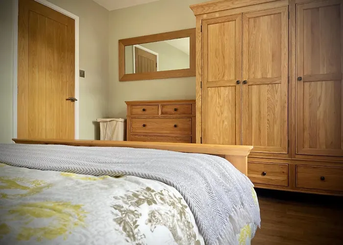 度假居 3-bedroom Bungalow, With Parking 安布尔塞德